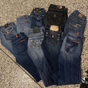 Name brand jeans sz 24 sold as a lot